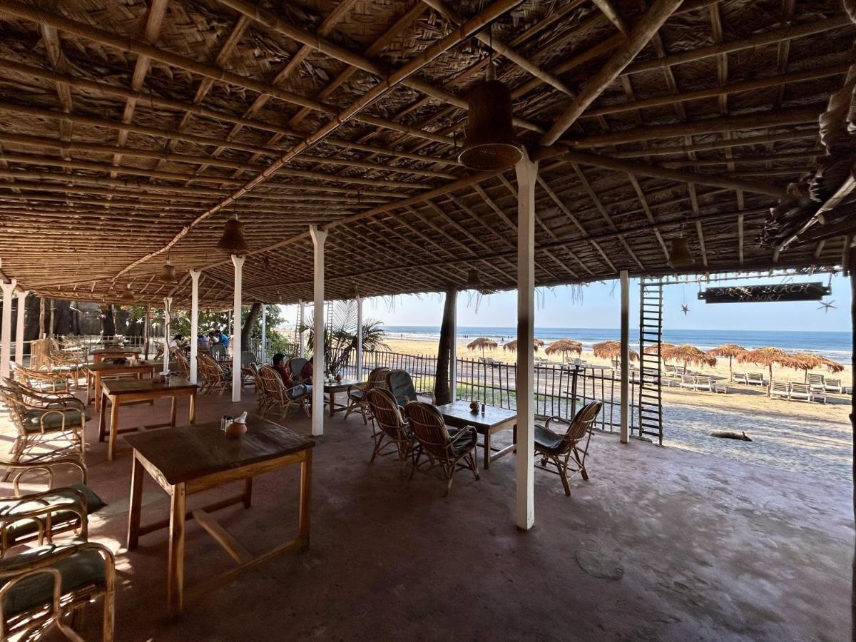 Silent Beach Resort Mandrem Εξωτερικό φωτογραφία