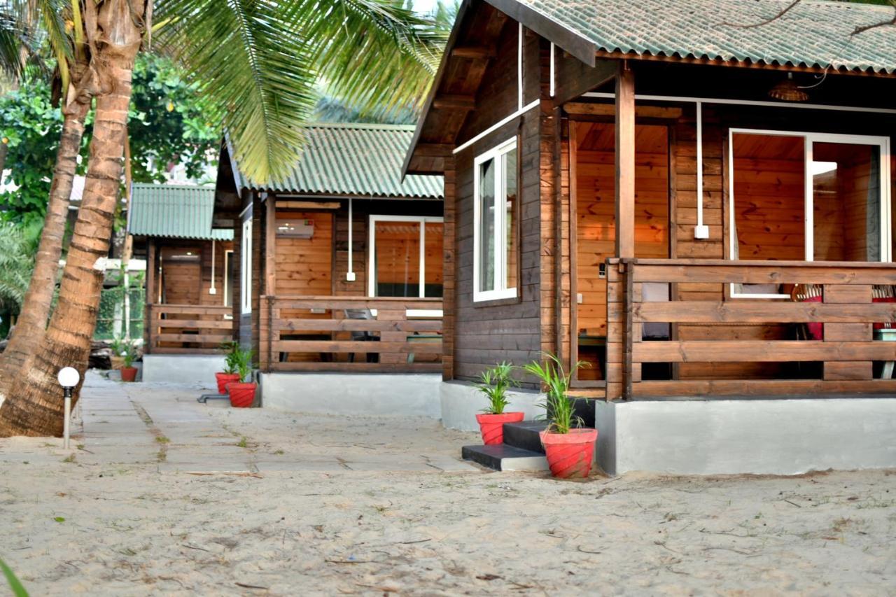 Silent Beach Resort Mandrem Εξωτερικό φωτογραφία